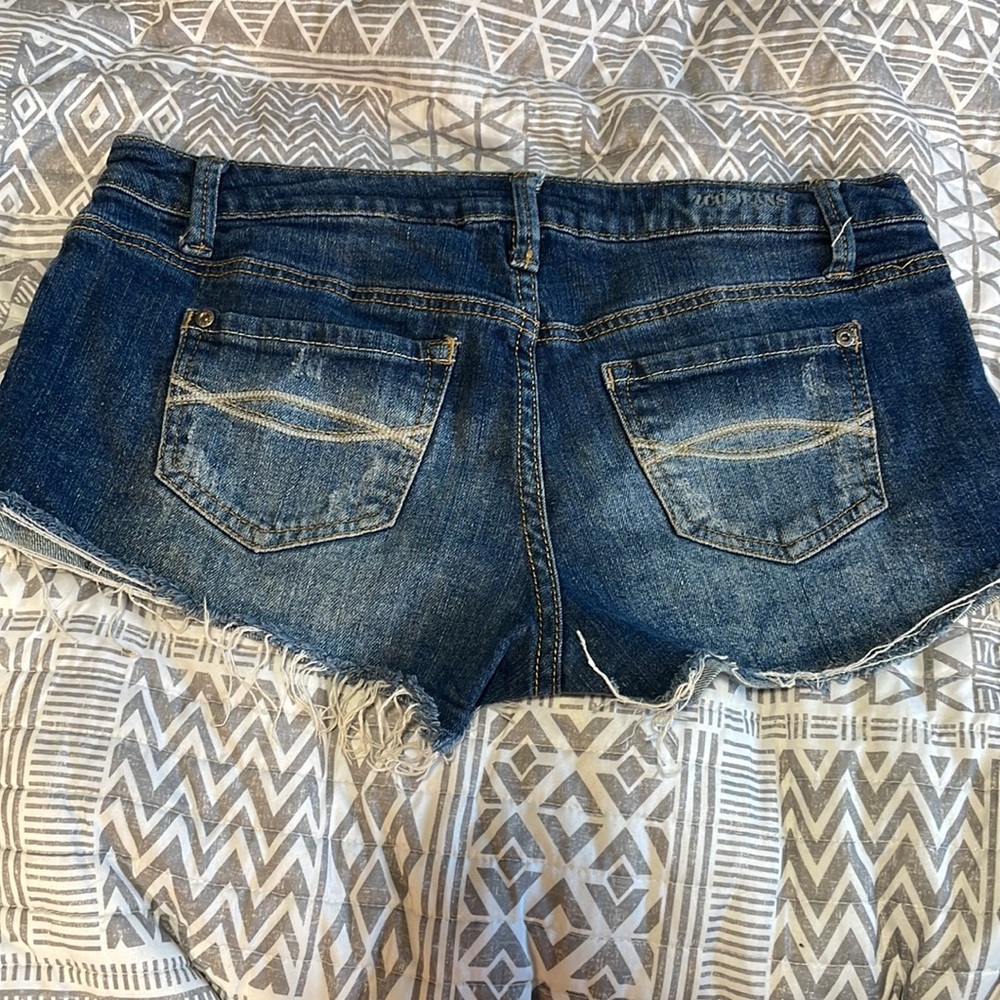 Jean Shorts - Picture 2 of 4